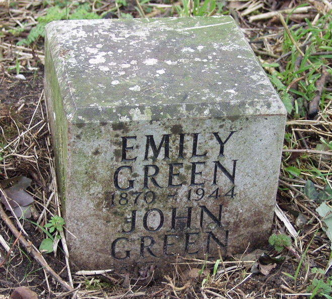 GREEN Emily 1870-1944 and John GREEN.jpg
